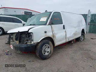 2020 Chevrolet Express Cargo Van with VIN 1GCWGBFP1L1125593, listed as a IAAI auction lot 41514331 with 204,887 mi miles. Bid and sale history available at carsss.com. Image 20.