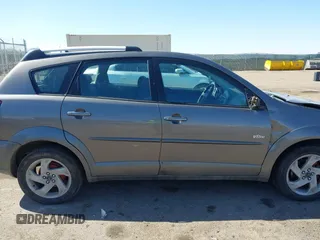 2005 Pontiac Vibe with VIN 5Y2SL63815Z464521, listed as a IAAI auction lot 41821708 with 290,636 mi miles. Bid and sale history available at carsss.com. Image 13.