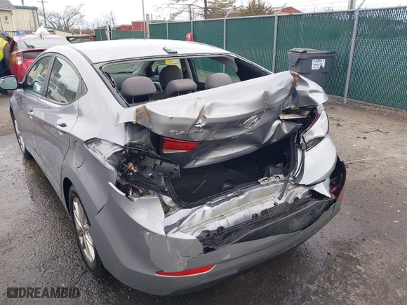 2016 Hyundai Elantra SE with VIN 5NPDH4AE1GH772113, listed as a IAAI auction lot 41650989 with 100,634 mi miles. Bid and sale history available at carsss.com. Image 6.