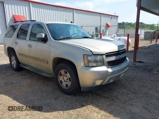 2009 Chevrolet Tahoe 2LT z VIN 1GNFC23089R289895, wystawiony jako IAAI lot #42039541 z przebiegiem 217 894 mil mil oraz . Historia ofert i sprzedaży dostępna na DreamBid. Obrazek 1.