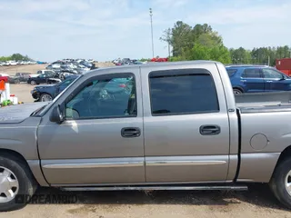 2006 GMC Sierra 1500 SLE1 z VIN 2GTEC13Z461264557, wystawiony jako IAAI lot #41998015 z przebiegiem 191 513 mil mil oraz . Historia ofert i sprzedaży dostępna na DreamBid. Obrazek 15.