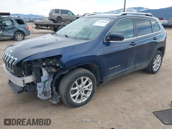 2018 Jeep Cherokee Latitude with VIN 1C4PJMCXXJD532507, listed as a IAAI auction lot 41895858 with 143,571 mi miles. Bid and sale history available at carsss.com. Image 2.