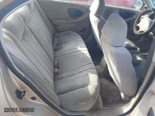 2001 Chevrolet Malibu with VIN 1G1ND52J11M639813, listed as a IAAI auction lot 41959959 with 202,388 mi miles. Bid and sale history available at carsss.com. Image 8.