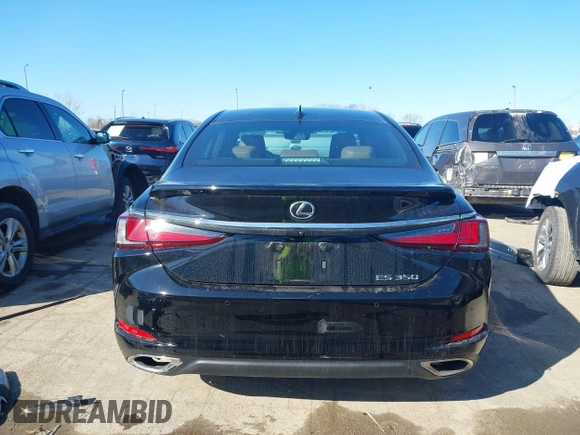2024 Lexus ES with VIN 58ADZ1B11RU176584, listed as a IAAI auction lot 41750072 with 7,134 mi miles. Bid and sale history available at carsss.com. Image 17.