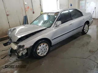 1997 Honda Accord LX with VIN 1HGCD5639VA254003, listed as a Copart auction lot 48893105 with 197,881 mi miles and Salvage title. Bid and sale history available at DreamBid. Image 1.