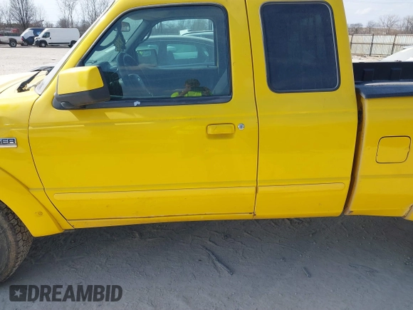 2006 Ford Ranger XL with VIN 1FTZR15E86PA03915, listed as a IAAI auction lot 41801942 with 153,697 mi miles. Bid and sale history available at carsss.com. Image 14.