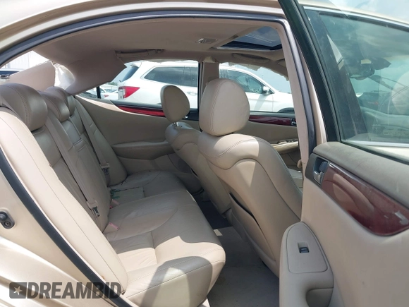2002 Lexus ES 300 with VIN JTHBF30G620080962, listed as a IAAI auction lot 42013947 with 192,509 mi miles and . Bid and sale history available at DreamBid. Image 8.