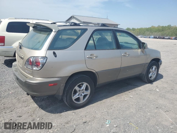 2001 Lexus RX 300 with VIN JTJHF10U110185586, listed as a Copart auction lot 53613685 with 203,917 mi miles and Salvage Title. Bid and sale history available at carsss.com. Image 3.