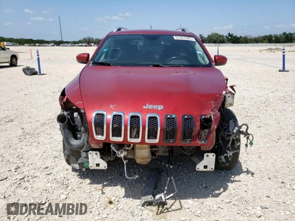 2016 Jeep Cherokee Latitude with VIN 1C4PJLCS4GW217231, listed as a Copart auction lot 61527085 with 74,881 mi miles and Salvage title. Bid and sale history available at DreamBid. Image 5.