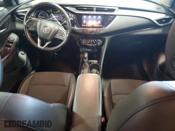 2020 Buick Encore GX Select with VIN KL4MMDSL9LB072998, listed as a Copart auction lot 61857115 with 132,700 mi miles and Clean title. Bid and sale history available at DreamBid. Image 8.