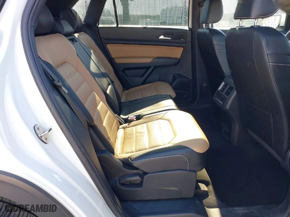 2022 Volkswagen Atlas Cross Sport 3.6L V6 SEL Premium R-Line with VIN 1V2FE2CA3NC207630, listed as a IAAI auction lot 41741177 with 28,707 mi miles. Bid and sale history available at carsss.com. Image 8.