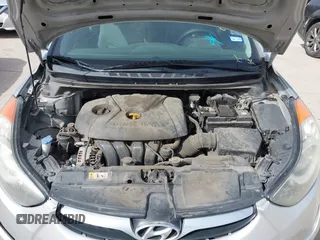 2013 Hyundai Elantra GLS z VIN 5NPDH4AE6DH257524, wystawiony jako IAAI lot #41755876 z przebiegiem 198 554 mil mil oraz . Historia ofert i sprzedaży dostępna na DreamBid. Obrazek 10.