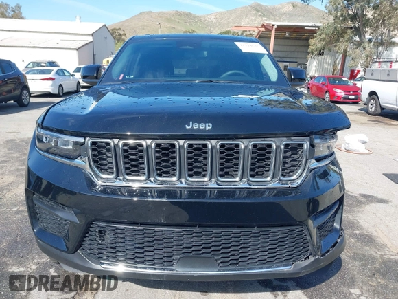 2023 Jeep Grand Cherokee Altitude with VIN 1C4RJHAG0PC513708, listed as a IAAI auction lot 41718535 with 33,133 mi miles and . Bid and sale history available at DreamBid. Image 12.