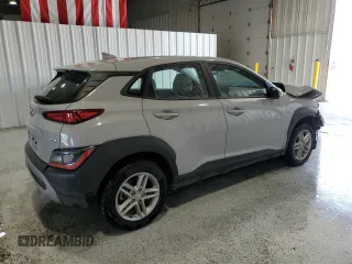 2022 Hyundai Kona SE with VIN KM8K2CAB1NU792305, listed as a Copart auction lot 48999245 with 57,554 mi miles and Clean Title. Bid and sale history available at carsss.com. Image 3.