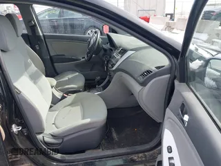 2012 Hyundai Accent SE with VIN KMHCU5AE6CU039158, listed as a IAAI auction lot 41721743 with 178,208 mi miles. Bid and sale history available at carsss.com. Image 5.