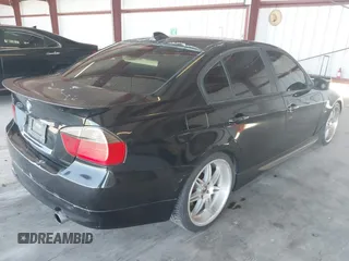 2008 BMW 3 Series 335i с VIN WBAVB73588KY62508, выставлен на аукционе IAAI как лот 42375020 с пробегом 170 083 миль миль и . История ставок и продаж доступна на DreamBid. Изображение 4.