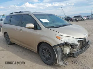 2013 Toyota Sienna XLE AAS with VIN 5TDYK3DC1DS333877, listed as a IAAI auction lot 40481401 with 183,658 mi miles and . Bid and sale history available at carsss.com. Image 1.