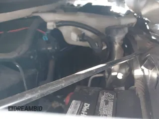 2017 GMC Savana Cargo z VIN 1GTW7AFF8H1911075, wystawiony jako IAAI lot #41038863 z przebiegiem 93 959 mil mil oraz . Historia ofert i sprzedaży dostępna na DreamBid. Obrazek 10.