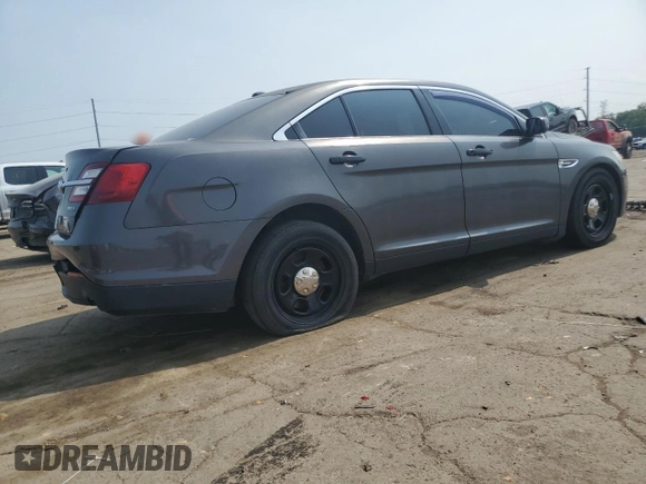 2014 Ford Police Interceptor z VIN 1FAHP2MK4EG157816, wystawiony jako Copart lot #59687885 z przebiegiem 101 916 mil mil oraz Czysty tytuł • Clean title. Historia ofert i sprzedaży dostępna na DreamBid. Obrazek 3.