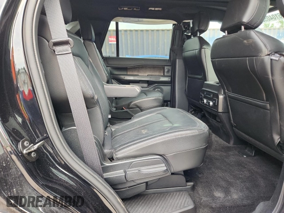2018 Ford Expedition Limited z VIN 1FMJU2AT4JEA17333, wystawiony jako Copart lot #61040535 z przebiegiem 63 226 mil mil oraz Nie do naprawy • Non repairable. Historia ofert i sprzedaży dostępna na DreamBid. Obrazek 11.
