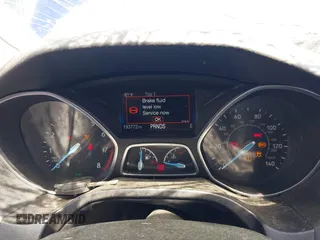 2015 Ford Focus SE with VIN 1FADP3F21FL321890, listed as a IAAI auction lot 41892087 with 193,772 mi miles and . Bid and sale history available at carsss.com. Image 7.