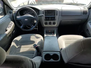 2005 Ford Explorer XLT with VIN 1FMZU73K25UA77935, listed as a Copart auction lot 60049375 with Not provided miles and Salvage title. Bid and sale history available at DreamBid. Image 8.