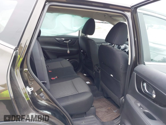 2017 Nissan Rogue SV z VIN KNMAT2MT9HP519773, wystawiony jako IAAI lot #42251447 z przebiegiem 37 020 mil mil oraz . Historia ofert i sprzedaży dostępna na DreamBid. Obrazek 8.