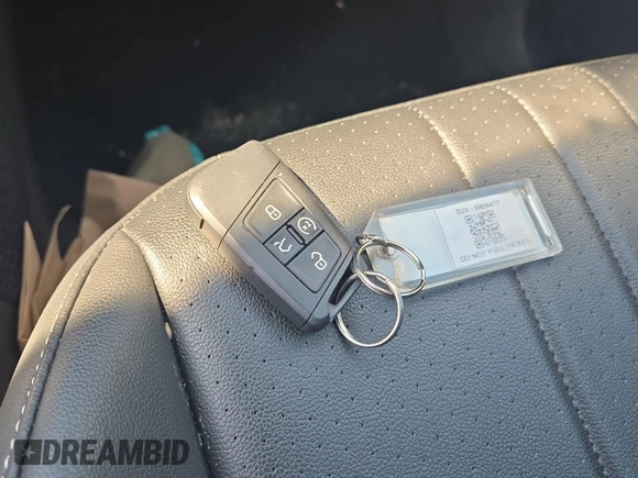 2024 Volkswagen Tiguan SE с VIN 3VV3B7AX4RM085495, выставлен на аукционе IAAI как лот 42796456 с пробегом 34 680 миль миль и . История ставок и продаж доступна на DreamBid. Изображение 17.