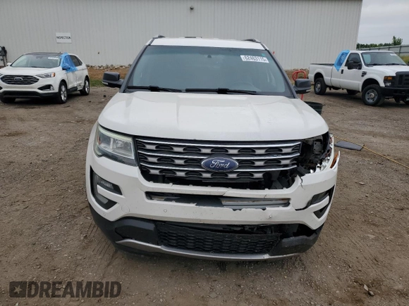 2017 Ford Explorer XLT z VIN 1FM5K8D85HGA32908, wystawiony jako Copart lot #62463115 z przebiegiem 172 334 mil mil oraz Czysty tytuł • Clean title. Historia ofert i sprzedaży dostępna na DreamBid. Obrazek 5.