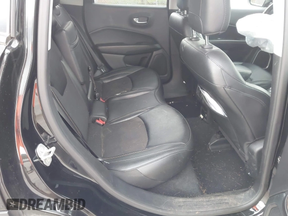 2019 Jeep Compass Latitude with VIN 3C4NJDBB1KT754314, listed as a IAAI auction lot 41869595 with 65,162 mi miles. Bid and sale history available at carsss.com. Image 8.