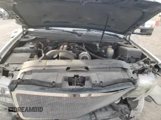 2009 Chevrolet Tahoe LTZ z VIN 1GNFC33039R211675, wystawiony jako Copart lot #81432314 z przebiegiem 189 499 mil mil oraz Szkoda całkowita • Salvage title. Historia ofert i sprzedaży dostępna na DreamBid. Obrazek 12.