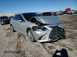 2022 Lexus ES with VIN 58AFZ1B11NU122351, listed as a Copart auction lot 81388374 with 27,198 mi miles and Salvage Title. Bid and sale history available at carsss.com. Image 10.