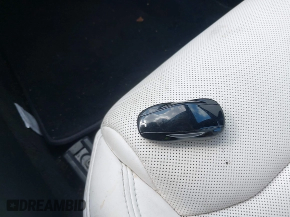 2021 Tesla Model S Long Range with VIN 5YJSA1E57MF428512, listed as a IAAI auction lot 42511020 with 29,611 mi miles and . Bid and sale history available at DreamBid. Image 19.