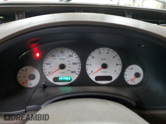 2003 Dodge Caravan EL with VIN 2D4GP34353R232476, listed as a Copart auction lot 45239135 with 197,903 mi miles and Salvage Title. Bid and sale history available at carsss.com. Image 9.