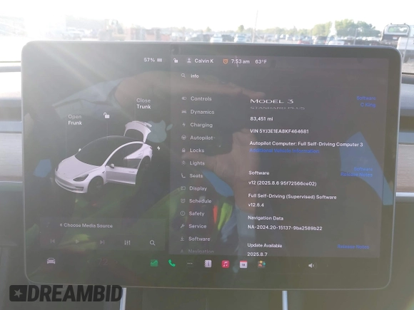 2019 Tesla Model 3 Mid Range z VIN 5YJ3E1EA8KF464681, wystawiony jako IAAI lot #42072104 z przebiegiem 83 451 mil mil oraz . Historia ofert i sprzedaży dostępna na DreamBid. Obrazek 18.