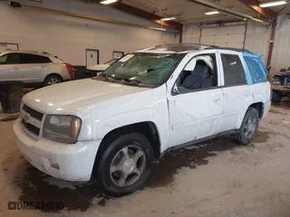 2008 Chevrolet TrailBlazer LT with VIN 1GNET13MX82199809, listed as a IAAI auction lot 41561152 with 1 mi miles. Bid and sale history available at carsss.com. Image 17.