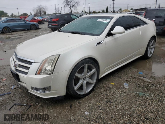 2012 Cadillac CTS Premium z VIN 1G6DP1E37C0138891, wystawiony jako Copart lot #47774095 z przebiegiem 93 022 mil mil oraz Tytuł czysty. Historia ofert i sprzedaży dostępna na DreamBid. Obrazek 1.