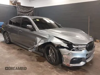 2019 BMW 5 Series 530i xDrive with VIN WBAJA7C54KG911943, listed as a IAAI auction lot 41708165 with 92,948 mi miles. Bid and sale history available at carsss.com. Image 1.