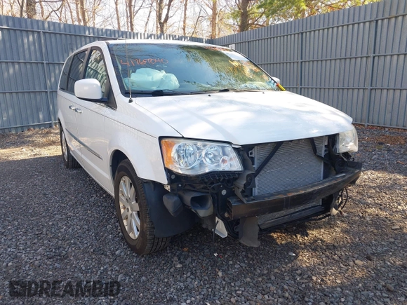 2015 Chrysler Town & Country Touring with VIN 2C4RC1BG4FR755536, listed as a IAAI auction lot 41769040 with 118,393 mi miles and . Bid and sale history available at DreamBid. Image 1.