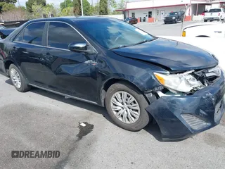 2013 Toyota Camry L with VIN 4T1BF1FK4DU278402, listed as a IAAI auction lot 41957178 with 70,541 mi miles. Bid and sale history available at carsss.com. Image 18.