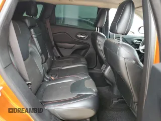 2015 Jeep Cherokee Trailhawk with VIN 1C4PJMBSXFW757382, listed as a Copart auction lot 53566885 with 139,972 mi miles and Clean Title. Bid and sale history available at carsss.com. Image 10.