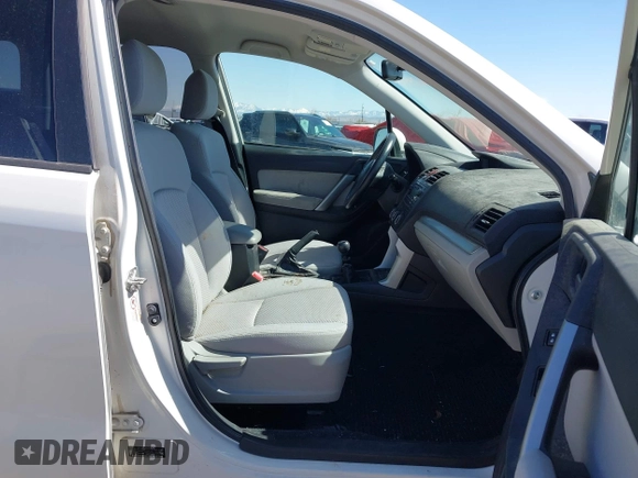 2014 Subaru Forester 2.5i Premium with VIN JF2SJACC8EG404777, listed as a IAAI auction lot 41749698 with 110,001 mi miles. Bid and sale history available at carsss.com. Image 5.