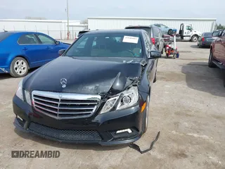 2011 Mercedes-Benz E-Class E 350 Luxury with VIN WDDHF5GB9BA377841, listed as a IAAI auction lot 41940003 with 180,639 mi miles. Bid and sale history available at carsss.com. Image 16.