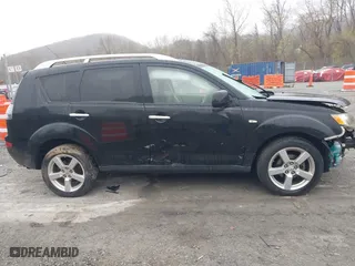 2007 Mitsubishi Outlander XLS with VIN JA4MT41X97Z018573, listed as a IAAI auction lot 41937728 with 151,346 mi miles. Bid and sale history available at carsss.com. Image 14.