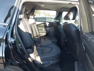 2024 Toyota Highlander LE with VIN 5TDKDRAH6RS051518, listed as a IAAI auction lot 41393093 with 23,305 mi miles and . Bid and sale history available at DreamBid. Image 8.