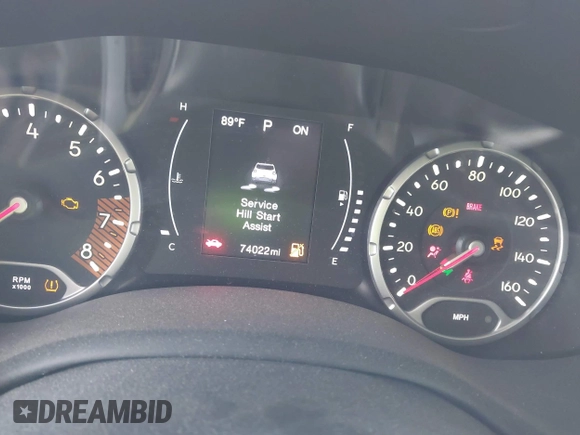 2020 Jeep Renegade Altitude z VIN ZACNJABB0LPL55950, wystawiony jako IAAI lot #42222826 z przebiegiem 74 022 mil mil oraz . Historia ofert i sprzedaży dostępna na DreamBid. Obrazek 7.