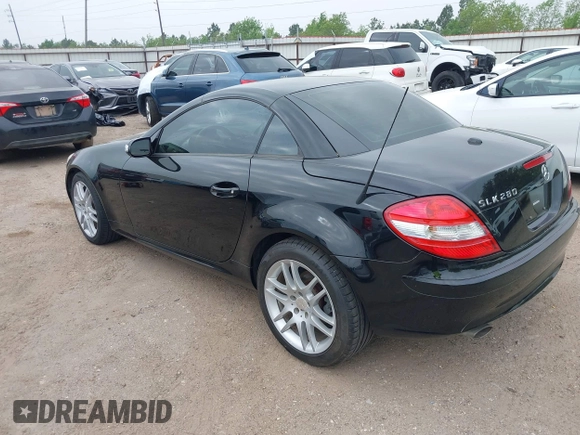 2008 Mercedes-Benz SLK-Class 3.0L with VIN WDBWK54F78F178141, listed as a IAAI auction lot 41934088 with 95,982 mi miles. Bid and sale history available at carsss.com. Image 3.