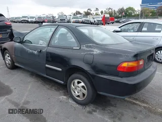 1995 Honda Civic DX z VIN 2HGEJ2129SH533219, wystawiony jako IAAI lot #42110797 z przebiegiem 114 311 mil mil oraz . Historia ofert i sprzedaży dostępna na DreamBid. Obrazek 3.