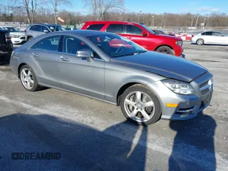 2014 Mercedes-Benz CLS-Class CLS 550 with VIN WDDLJ9BB4EA119772, listed as a IAAI auction lot 41275138 with 42,477 mi miles. Bid and sale history available at carsss.com. Image 1.