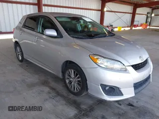 2010 Toyota Matrix with VIN 2T1KU4EE9AC391214, listed as a IAAI auction lot 41929262 with 280,673 mi miles. Bid and sale history available at carsss.com. Image 1.
